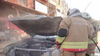 Arsuz ve İskenderunda araç yangınları kontrol altına alındı