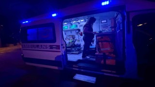 Asansör bir kat aşağıya kaydı, içindeki erkek şahıs korkudan bayıldı