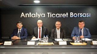 ATB Başkanı Çandır: ‘Antalya ihracatı Türkiye ortalamasının 10 puan üzerinde büyüdü