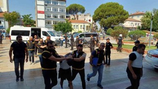 Aydındaki telefoncu cinayetinde 4 şüpheli adliyeye getirildi