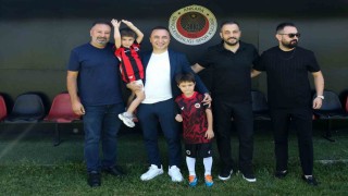 Baba Selami Alımcı ve minik Göktuğdan Gençlerbirliğine ziyaret