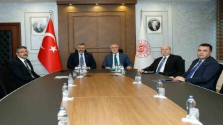 Bakan Çiftçi: (Toplum Yararına Programları) 81 ilimizin valiliklerine toplam 30 bin kontenjan tahsis edilecek