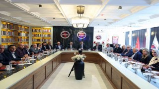 Bakan Çiftçi: Yurt içinde ve yurt dışında neredelerse mücadelemiz devam edecek