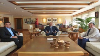 Bakan Ersoy ile Acun Ilıcalı bir araya geldi