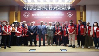 Bakan Göktaş: Terörsüz Türkiye torunlarınız daha huzurlu bir Türkiyede büyüsün diye ve güçlü Türkiyenin teminatı olması için var