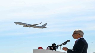 Bakan Uraloğlu: Antalya Havalimanında yeni hava trafik kontrol kulemizin betonarme imalatlarında 46 metre seviyesine ulaştık