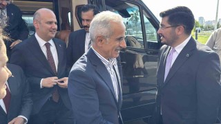 Bakan Uraloğlu, Kayseride gençlerle buluştu
