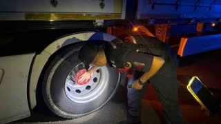 Balatası ısınına tır ekipleri harekete geçirdi