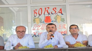 Başkan Çavuşoğlu, Buldanda üzüm üreticileriyle buluştu