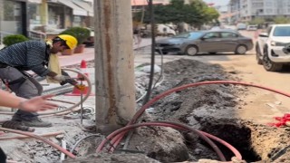 Başkan Çenet Duyurdu: Akyar Caddesi’nde Elektrik Hatları Yer Altına Alınıyor