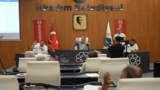 Başkan Kurnaz: Kendi dönemimizden 1 TL borcumuz yok, eski borçlar öde öde bitmiyor