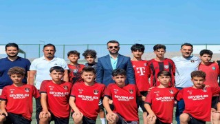 Başkan Özgür İreç İlhan genç sporcularla buluştu
