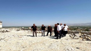 Başkan Ulutaş, Akçadağda mahallelerin ihtiyaçlarını yerinde inceledi