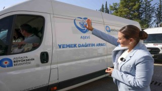 Başkan Vekili Büşra Özdemir: Aşevimizdeki emek binlerce sofraya ulaşıyor