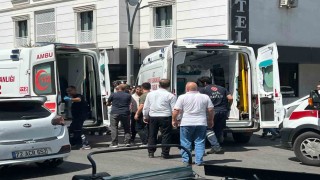 Batmanda motosiklet ile iki otomobil çarpıştı: 2 yaralı
