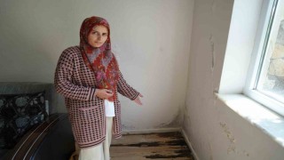 Bayburtta bir yıldır evlerden su çıkıyor: Duvarlar çatladı, aileler tedirgin