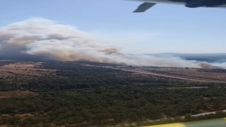 Bayramiçte orman yangını helikopterden görüntülendi