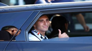 Beşiktaşın yeni transferi Fabio Miretti, İstanbula geldi