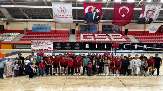 Bilecikte 30 Ağustos Zafer Bayramı Voleybol Turnuvası sona erdi