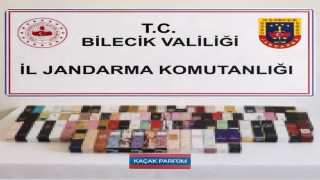 Bilecikte 300 bin liralık kaçak parfüm ele geçirildi