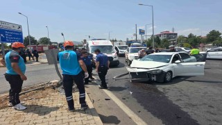 Bingölde trafik kazası: 3 yaralı