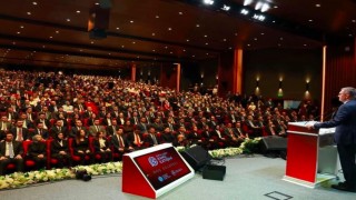 Bitlis Eren Üniversitesi Dijital Çağda Kamu İletişimi panelinde yer aldı