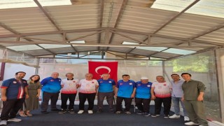 Bocce maçında dostluk kazandı