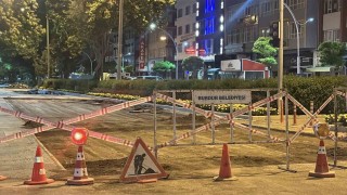 Burdurda belediyenin gece yaptığı yol çalışması vatandaş talebiyle polis tarafından durduruldu