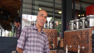 Burdurun 50 yıllık neşe kaynağı: Çaycı Hakkının gülüşü kentin simgesi oldu