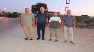 Burhaniye de kaldırımsız cadde kazalara davetiye çıkarıyor