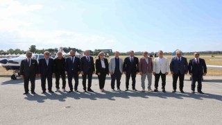 Bursada 30 Ağustos coşkusu gökyüzüne taşındı