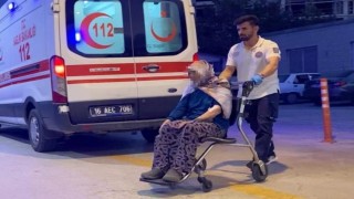 Bursada korkutan yangın: Mahsur kalan kadın ve engelli kızı kurtarıldı