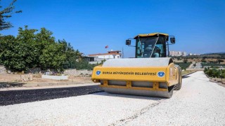 Bursada mezarlık yolları yenileniyor