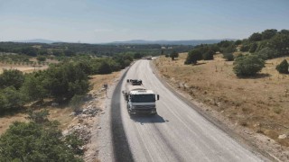Büyükşehir Harmancıkta da yolları yeniliyor