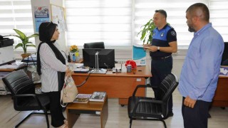 Büyükşehir zabıtasından güven veren duyarlılık: Kayıp cüzdan sahibine eksiksiz teslim edildi