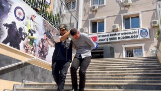 Camide namaz kılan şahsın içerisinde 450 bin TL bulunan çantasını çalan şüpheli yakalandı