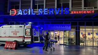 Çanakkale'de evinde rahatsızlanan komedyen Cem Yılmaz hastaneye kaldırıldı