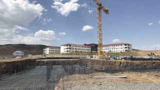 Çapada eğitim ve 50 bin TL burs alacak öğrenciler için Bitliste eğitim yatırımları şekilleniyor