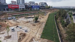 Çayırovada park ve yeşil alanlar yenileniyor