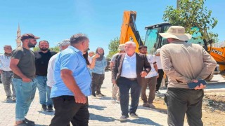 Çermikte kırsal mahalle yollarında çalışmalar sürüyor