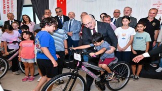 Çocukların bisiklet sevinci yüzleri güldürdü