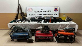 Çorumda define avcılarına jandarmadan suçüstü operasyon: 5 tutuklama