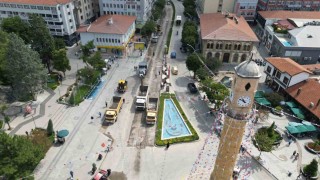 Çorumun en işlek cadesi yenileniyor