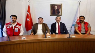 Damla Gönüllülük Hareketi heyetinden Başkan Arıya ziyaret