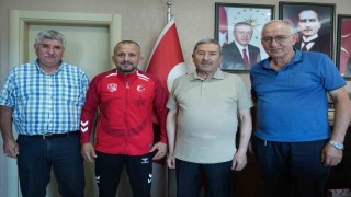 Darende Belediye Başkanı Bozkurt, dünya şampiyonu Semih Özdemiri ağırladı