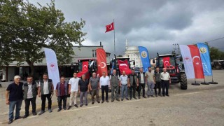 Dedeobada ORKÖY desteğiyle 3 traktör hak sahiplerine teslim edildi