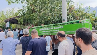 Denizde boğulan 16 yaşındaki çocuk, son yolcuğuna uğurlandı
