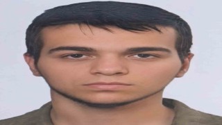 Denizde boğulma tehlikesi geçiren 17 yaşındaki çocuk hayatını kaybetti