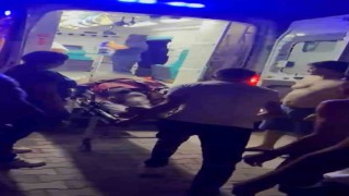 Denizde kalbi duran gence tesadüfen sahilde bulunan sağlık çalışanından hayat kurtaran müdahale