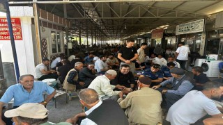 Dicle Kaymakamı Atış, esnaf ve vatandaşlarla buluşmaya devam ediyor